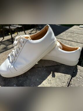 $135 Thursday Boot Company: Premier Low Top